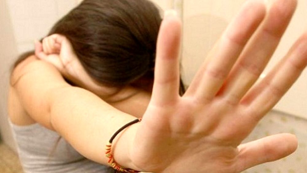 violenza sessuale minore 2